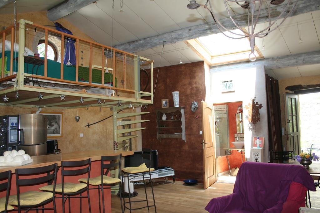Chambre D'Hotes La Romarine Barnave Rom bilde